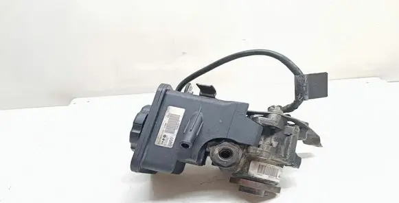 BMW X3 E83 Power steering pump 7692974536 7692974 3405196