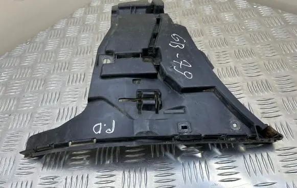 Volvo S60 Front bumper mounting bracket 08693182