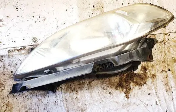 Honda FR-V Headlight/headlamp