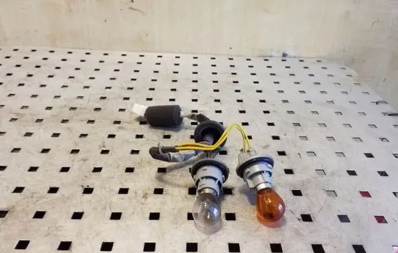 Tail light part