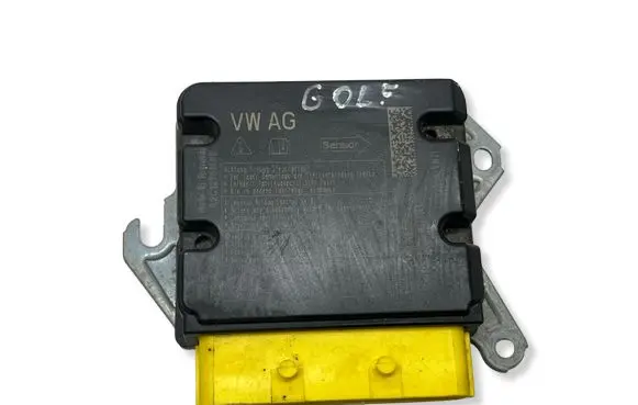 Audi A3 S3 8V Airbag control unit/module 5Q0959655BJ 050060339