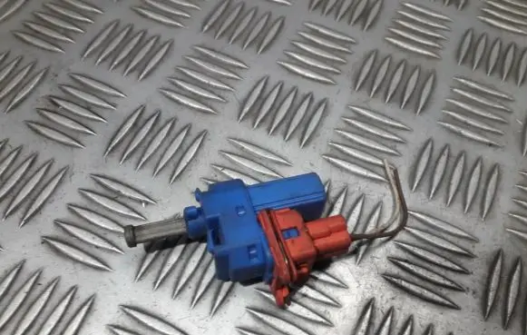 Brake pedal sensor switch