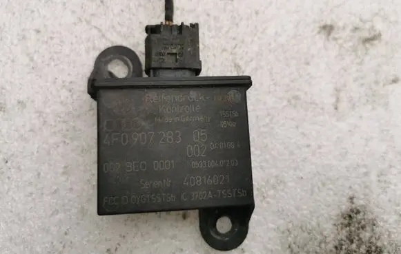 Volkswagen Phaeton Tire pressure sensor 4F0907283 40816021 053300401203