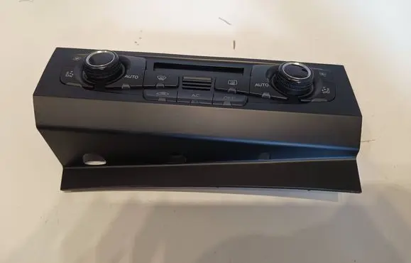 Audi A4 S4 B8 8K Climate control unit 8T2820043AF A2C53345978