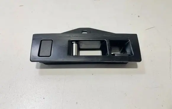 BMW M8 F91 F92 G14 G15 Convertible roof lock/latch 7181731