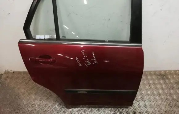 Nissan Tiida C11 Rear door