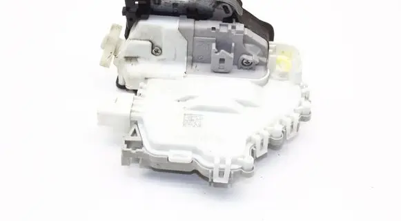 Audi TT TTS RS Mk3 8S Front door lock 8X2837016B