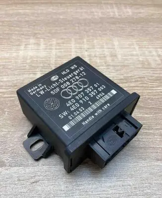Audi A8 S8 D3 4E Light module LCM 4E0907357 4E0910357 5DF00827812