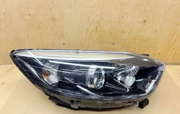Renault Captur Headlight/headlamp 260102734R 343402A