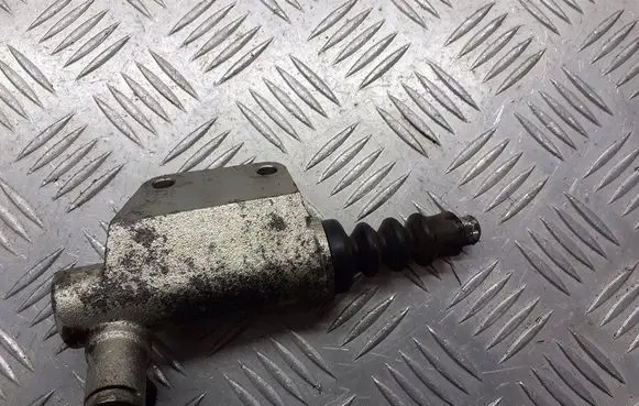 Fiat Grande Punto Clutch release bearing slave cylinder 