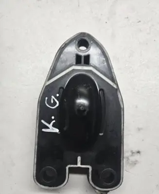 BMW X2 F39 Front shock absorber mounting bracket 6862680