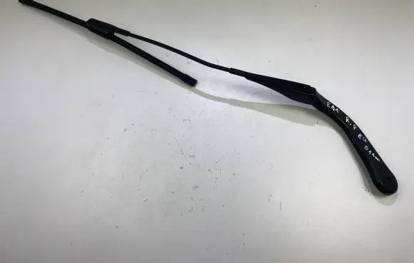 BMW 3 E90 E91 Front wiper blade arm