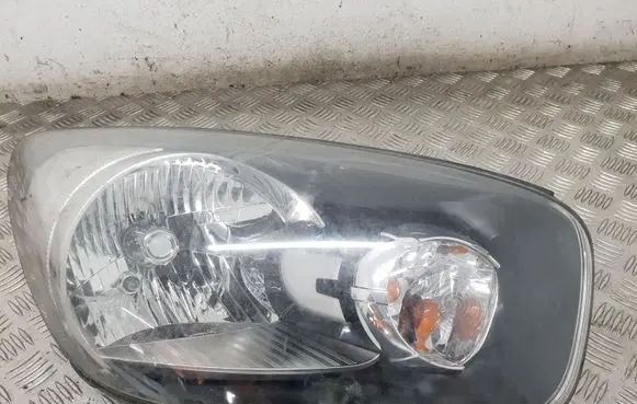 KIA Picanto Headlight/headlamp 921021Y0