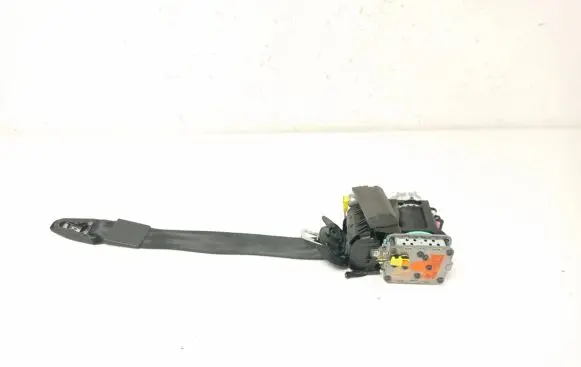 Audi A6 S6 C7 4G Front seatbelt 4G8857706D
