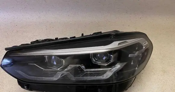 Headlight/headlamp