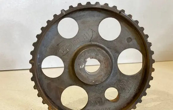 Audi A6 S6 C5 4B Fuel pump gear (pulley) 028130111A