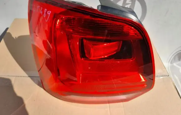 Volkswagen Polo V 6R Rear/tail lights