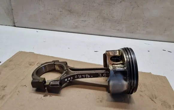 Subaru Outback Piston with connecting rod BFPFP3