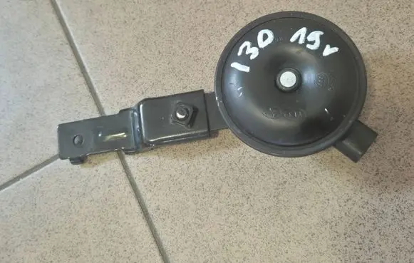 Hyundai i30 fastback Horn signal 96630F2000