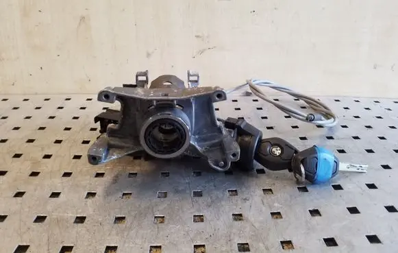 BMW X5 E53 Ignition lock 01095824 6751669