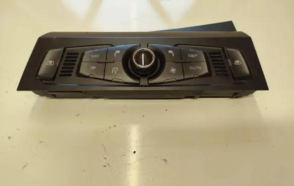 Audi A4 S4 B8 8K Climate control unit 8T1820043AN A2C53346675