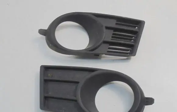 Suzuki Swift I Front bumper lower grill SZ9901101