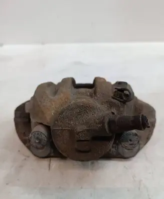 BMW 1 E81 E87 Front brake caliper 9074