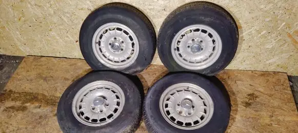 Mercedes-Benz 380 560SEC C126 R14 alloy rim 1264002102