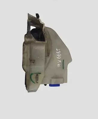 Volkswagen Golf V Front door lock 25101