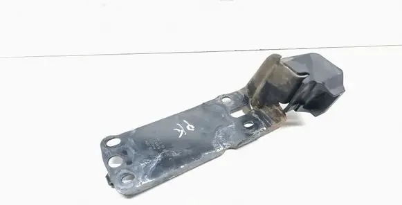BMW 3 E90 E91 Radiator support slam panel bracket 7117811 51647117811