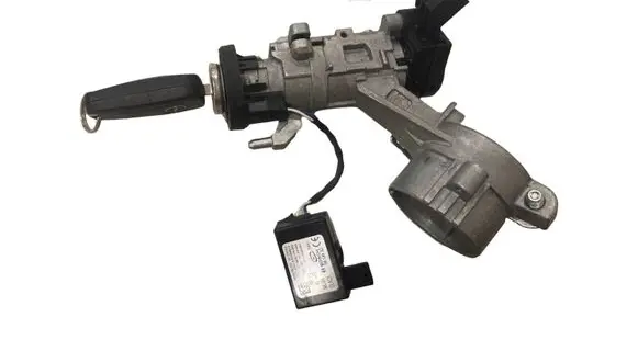 Opel Insignia A Ignition lock 13243373 90200120161