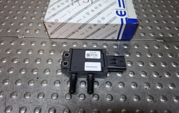 Dodge RAM 2500 DS Sensor 68085750AB