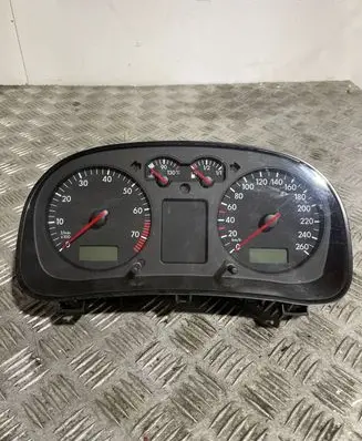 Volkswagen Golf IV Speedometer (instrument cluster) 1J0920806B 4032190745 0263637001