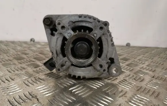 Hyundai Santa Fe Generator/alternator 373002G061
