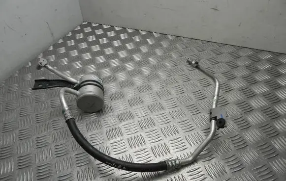 Nissan Leaf II (ZE1) Air conditioning (A/C) pipe/hose 924905SH0B