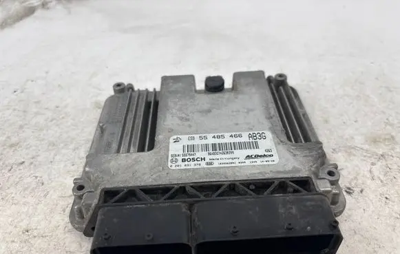 Opel Zafira C Engine control unit/module 55485466 55579447 0281031379
