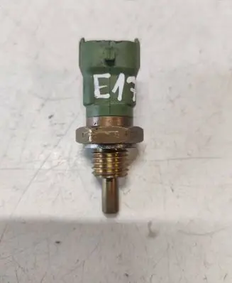 Volvo S60 Fuel pressure sensor 0281006021