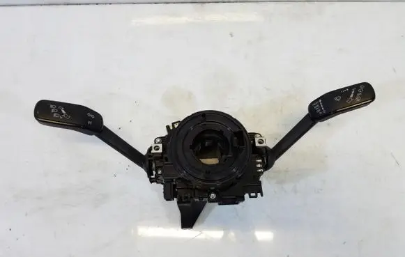Volkswagen PASSAT B8 Headlight wiper switch 