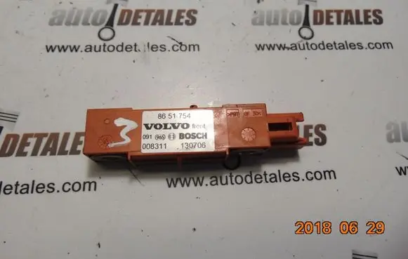 Volvo XC90 Airbag deployment crash/impact sensor 8651754