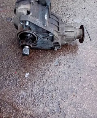 Hyundai Tucson JM Gearbox transfer box case VGT 060900799