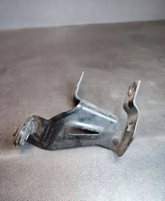 Renault Trafic III (X82) Power steering pump mounting bracket 996947948R