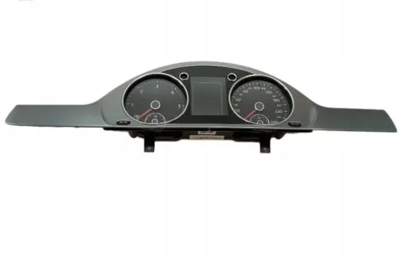 Volkswagen Scirocco Speedometer (instrument cluster) 3C8920870N