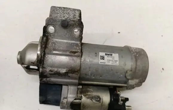 BMW 4 F36 Gran coupe Starter motor 8570846