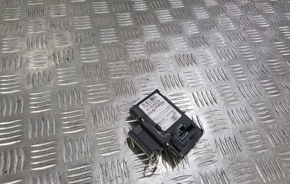 Renault Scenic II - Grand scenic II Ignition key card reader 8200125077