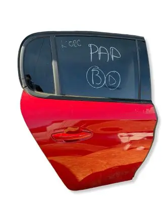 Peugeot 208 II Rear door 