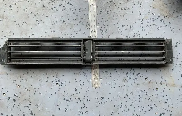 Opel Astra K Intercooler air guide/duct channel 39081585 39081586