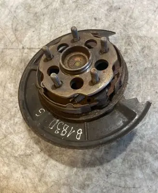Toyota Verso Rear wheel hub