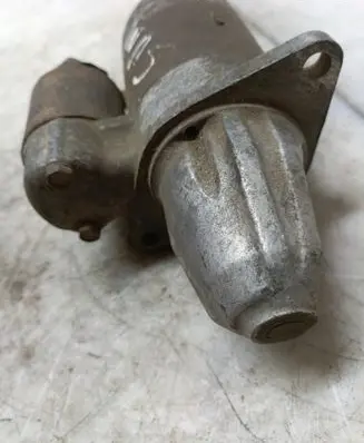 Nissan Sunny Starter motor 23300 S11431