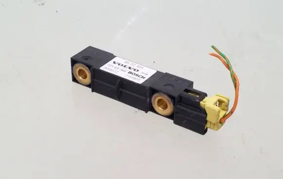 Volvo S60 Airbag deployment crash/impact sensor 8622365 002677 250901