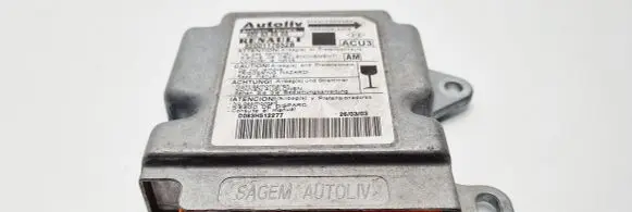 Renault Scenic I Airbag control unit/module 8200117652B 600639500